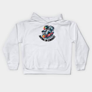 Skating on stardust - Funny Astronaut Skateboarding Kids Hoodie